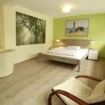 Stadthotel - Hotelwohnungen Appartement 3*