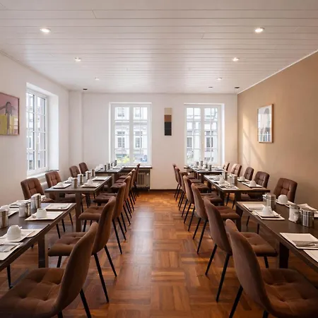 아파트 Stadthotel - Hotelwohnungen 3*